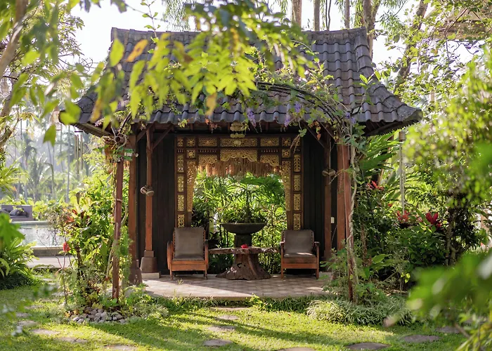 Om Ham Retreat&Resort