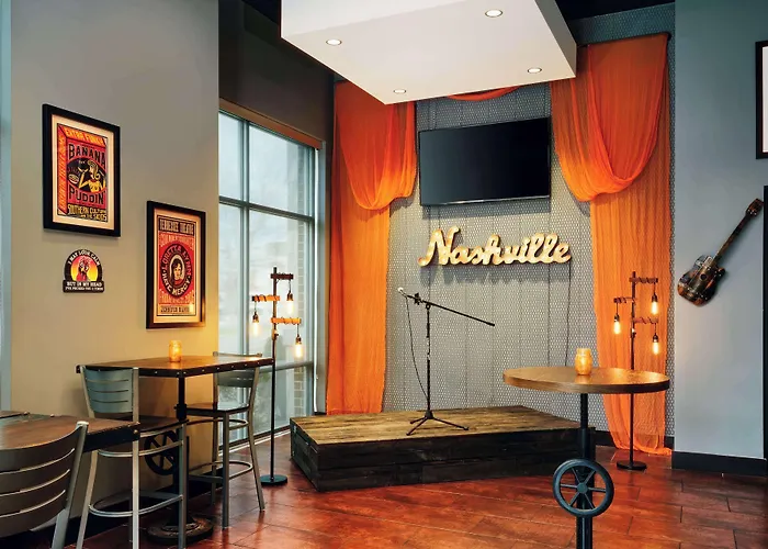 Hilton Garden Inn Nashville Downtown Convention Center