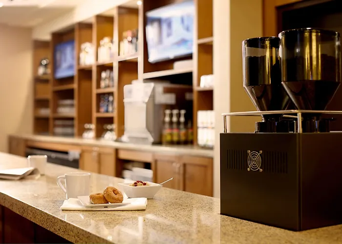 Hyatt Place Lansing-East