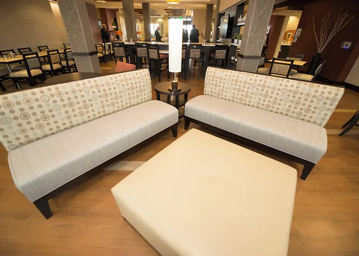 Holiday Inn Express & Suites Denver South - Castle Rock By Ihg