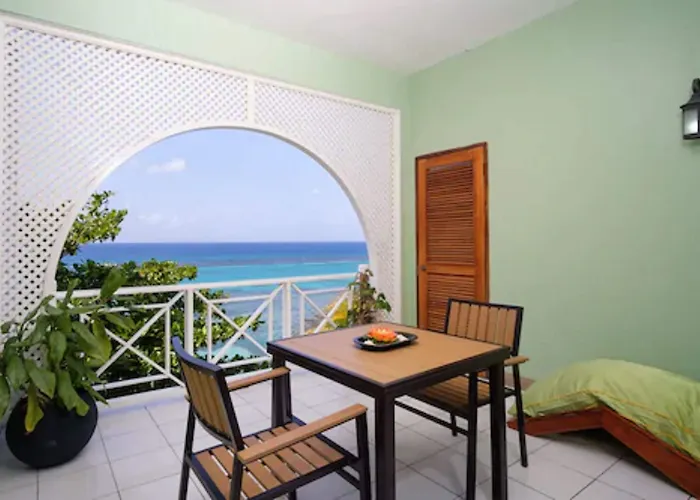 Hibiscus Lodge Hotel