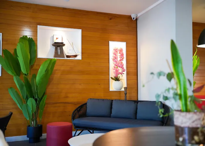 Tulip Inn Sainte Clotilde, La Reunion, Navette Gratuite Vers L'Aeroport