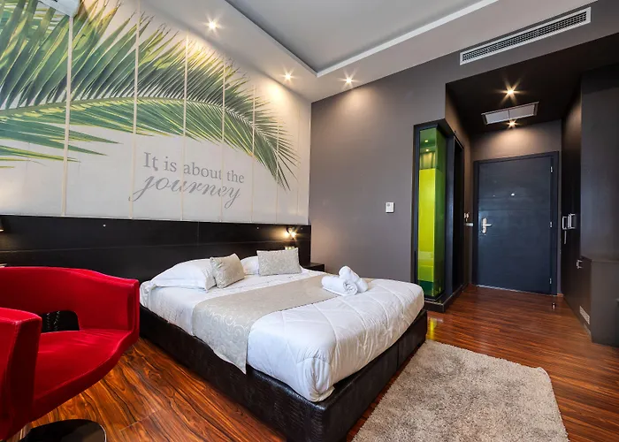 Gallery Art Hotel