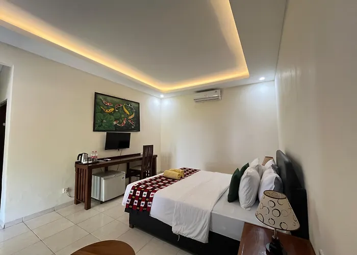 Lovina Beach Hotel