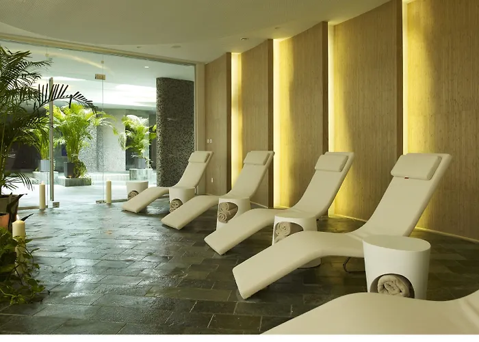 Sunrise Pearl Hotel & Spa