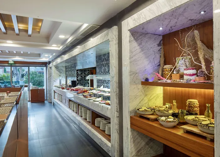 Doubletree By Hilton Kusadasi