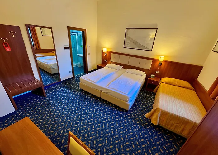 Hotel Benaco