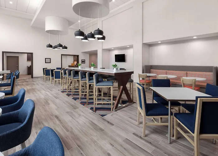 Hampton Inn & Suites Saginaw