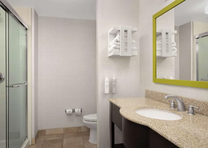 Hampton Inn&Suites Durham North I-85