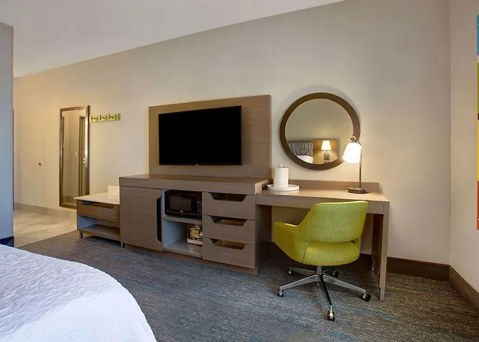 Hampton Inn & Suites Borger
