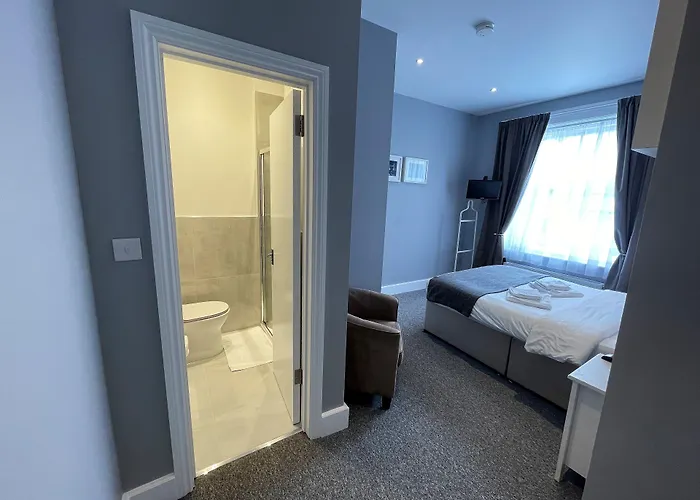 Ravna Gora Hotel London