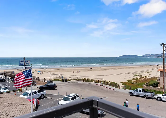 Beach House Inn&Suites