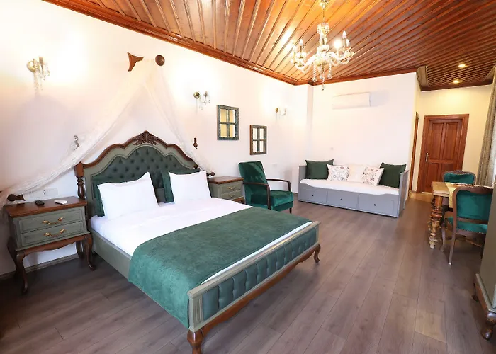 White Garden Hotel-Adult Only