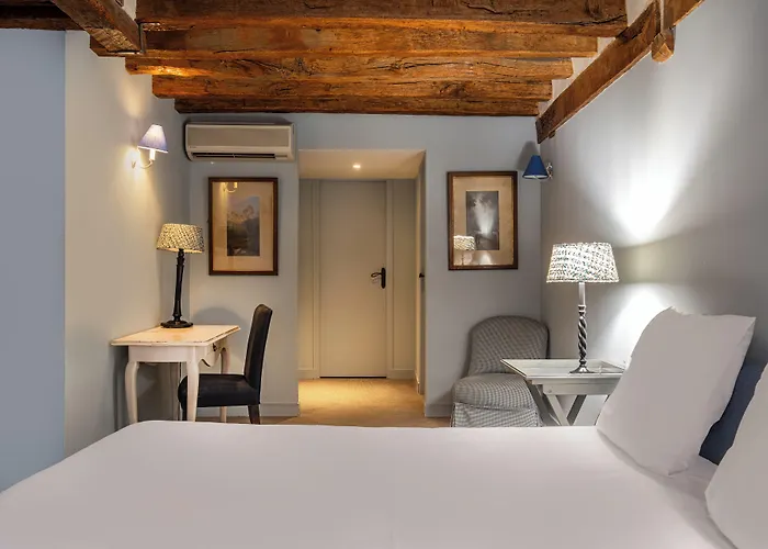 Hostellerie De L'Ecu De Bretagne