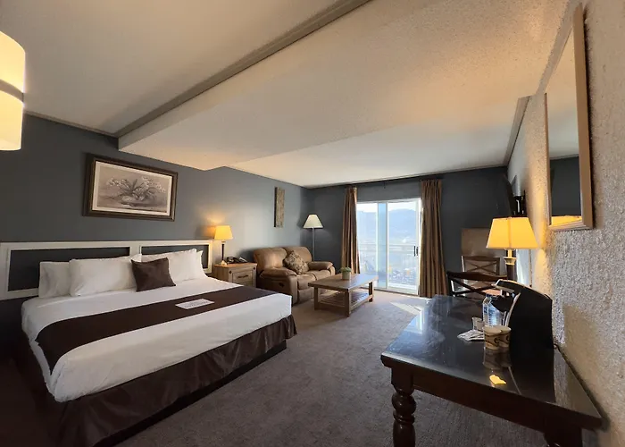 Divya Sutra Plaza And Conference Centre, Vernon, Bc