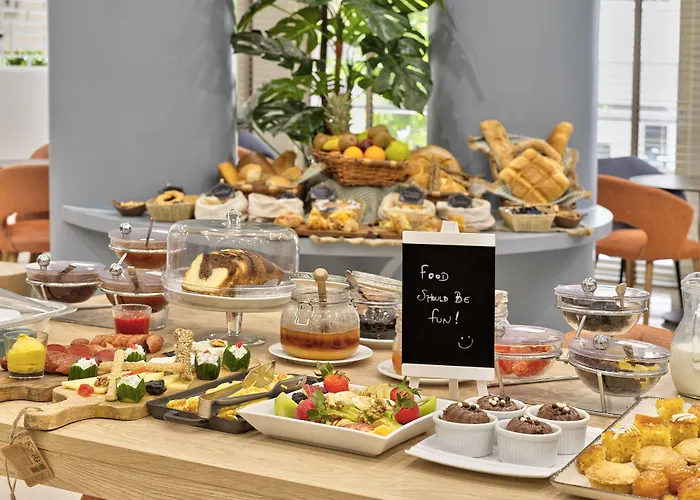 Phidias Piraeus Hotel