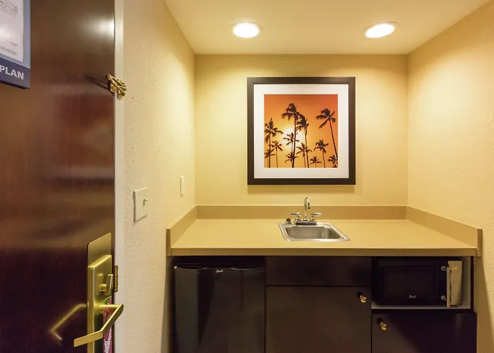 Hampton Inn & Suites Jacksonville-Airport