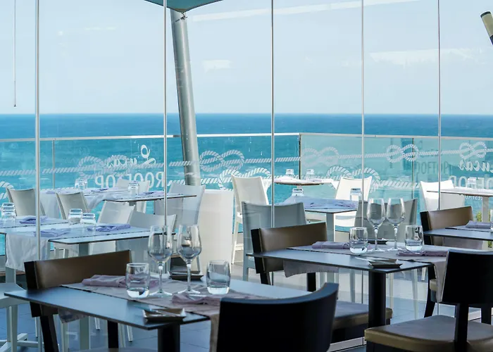 Carvi Beach Hotel