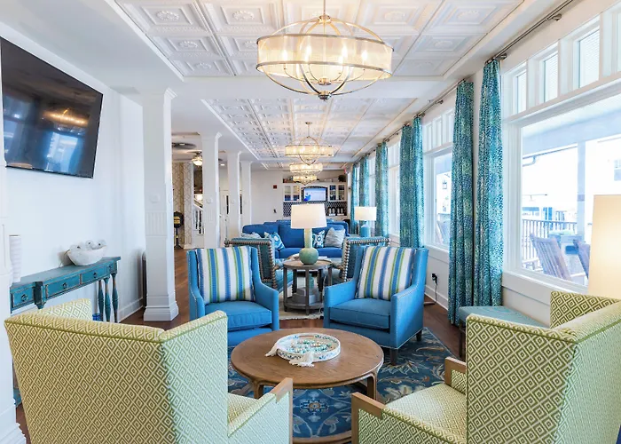 Lake View Hotel