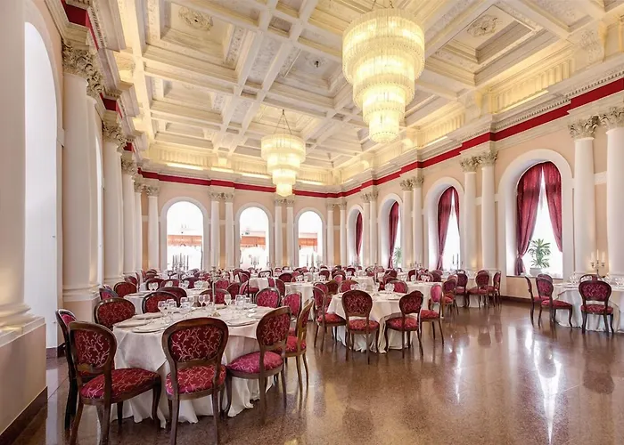 Grand Hotel Villa Politi