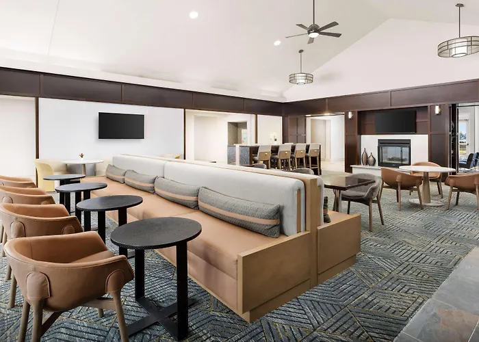 Homewood Suites By Hilton Manchester/Airport