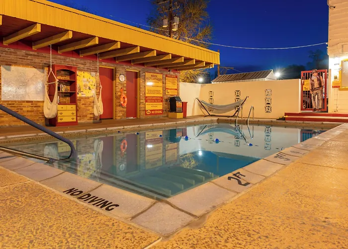 Apache Motel