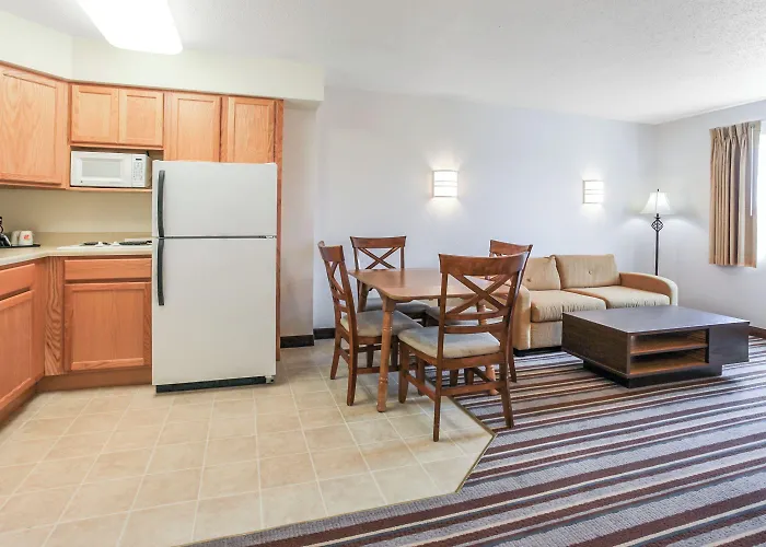 Super 8 By Wyndham Sault Ste. Marie