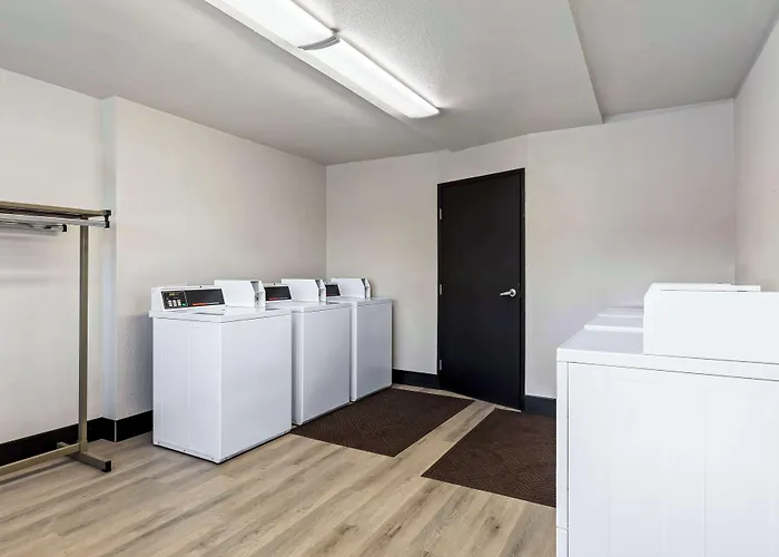 Surestay By Best Western Phoenix Airport