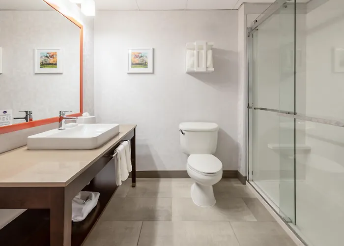 Hampton Inn & Suites By Hilton- Newark Airport Elizabeth