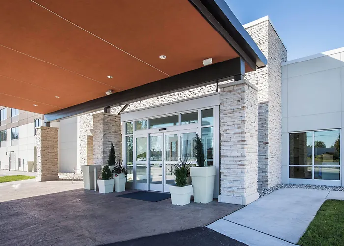 Holiday Inn Express & Suites Ludington By Ihg