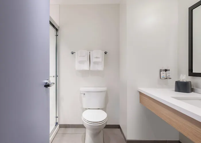 Garner Hotel Virginia Beach North By Ihg