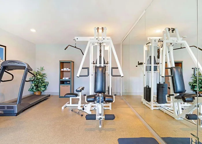 Best Western Cedar Inn&Suites