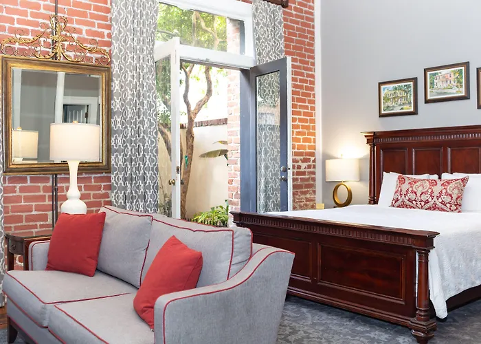 East Bay Inn, Historic Inns Of Savannah Collection
