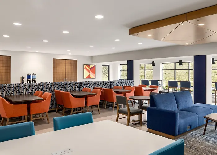 Holiday Inn Express & Suites East Greenbush Albany-Skyline By Ihg