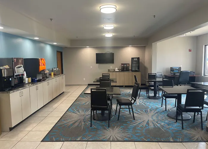 Days Inn By Wyndham Jefferson City