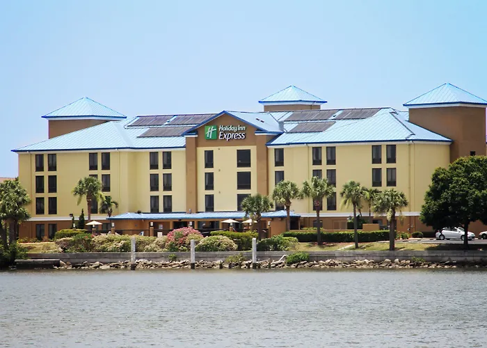 Holiday Inn Express Hotel & Suites Tampa-Rocky Point Island By Ihg