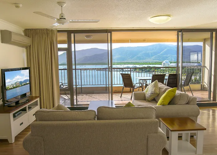 Cairns Aquarius