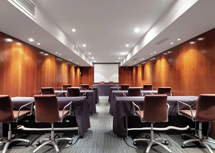 Ac Hotel Malaga Palacio By Marriott