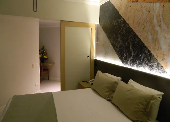 Cosmopolitan Praia Flat