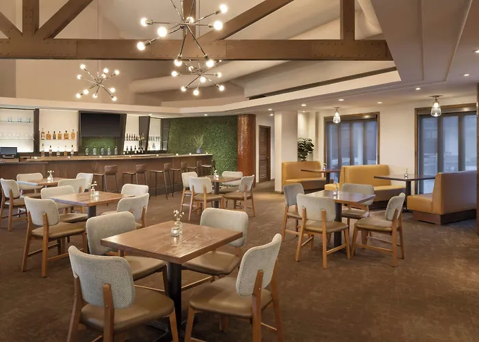 Delta Hotels By Marriott Phoenix Mesa