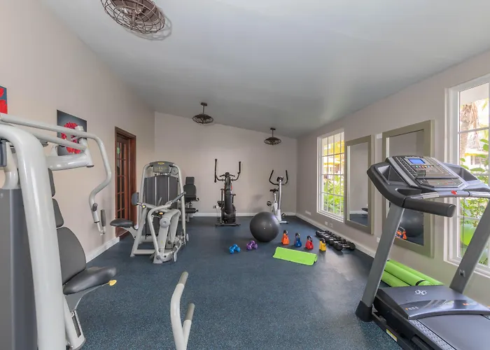 Sea Breeze Beach House All Inclusive By Ocean Hotels
