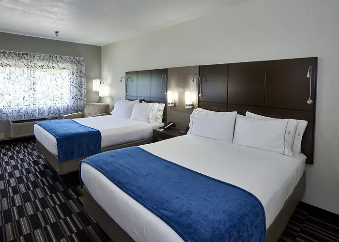 Holiday Inn Express & Suites Birmingham South - Pelham By Ihg