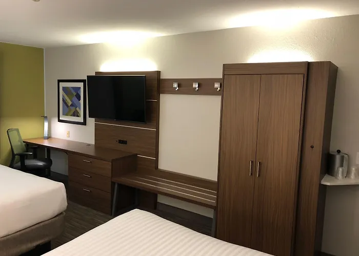 Holiday Inn Express Arlington Interstate 20 Parks Mall By Ihg