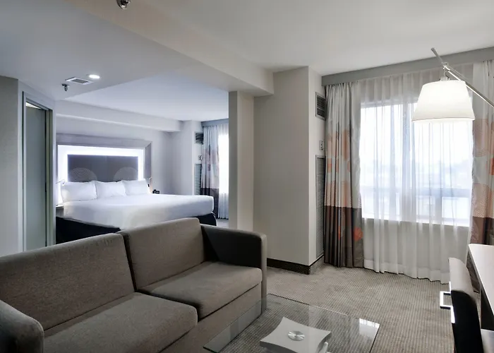 Doubletree By Hilton Ottawa Downtown