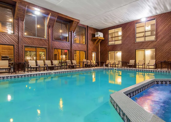 Best Western Plus Dockside Waterfront Inn