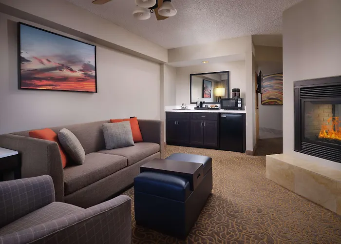 Embassy Suites By Hilton Tucson East