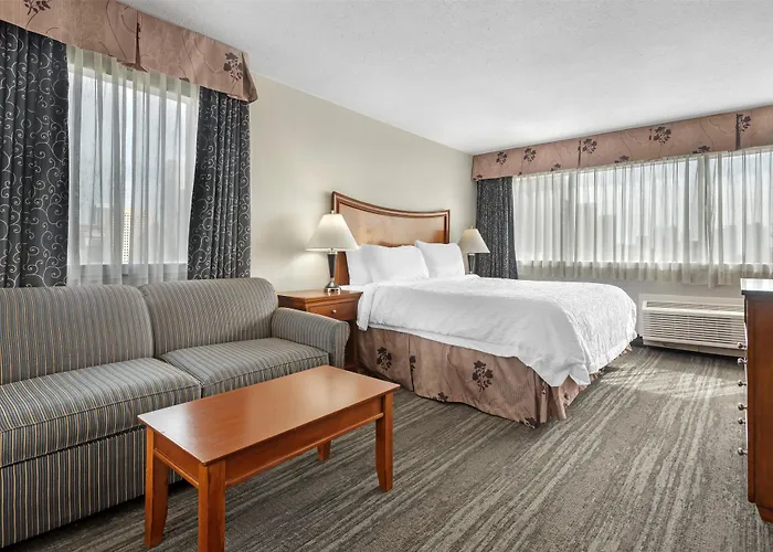 Best Western Plus Suites Downtown Calgary