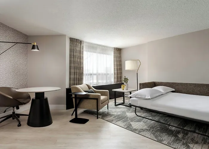 Sheraton Montreal Airport Hotel