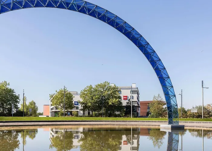 Ibis Saint Quentin En Yvelines - Velodrome