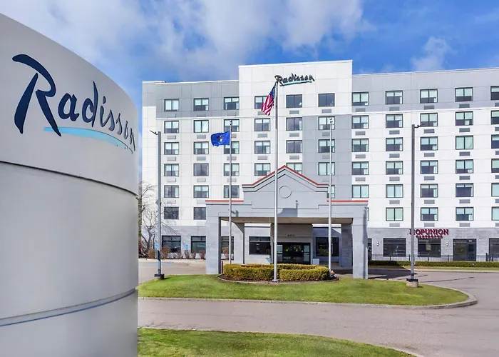 Radisson Hotel Detroit Metro Airport